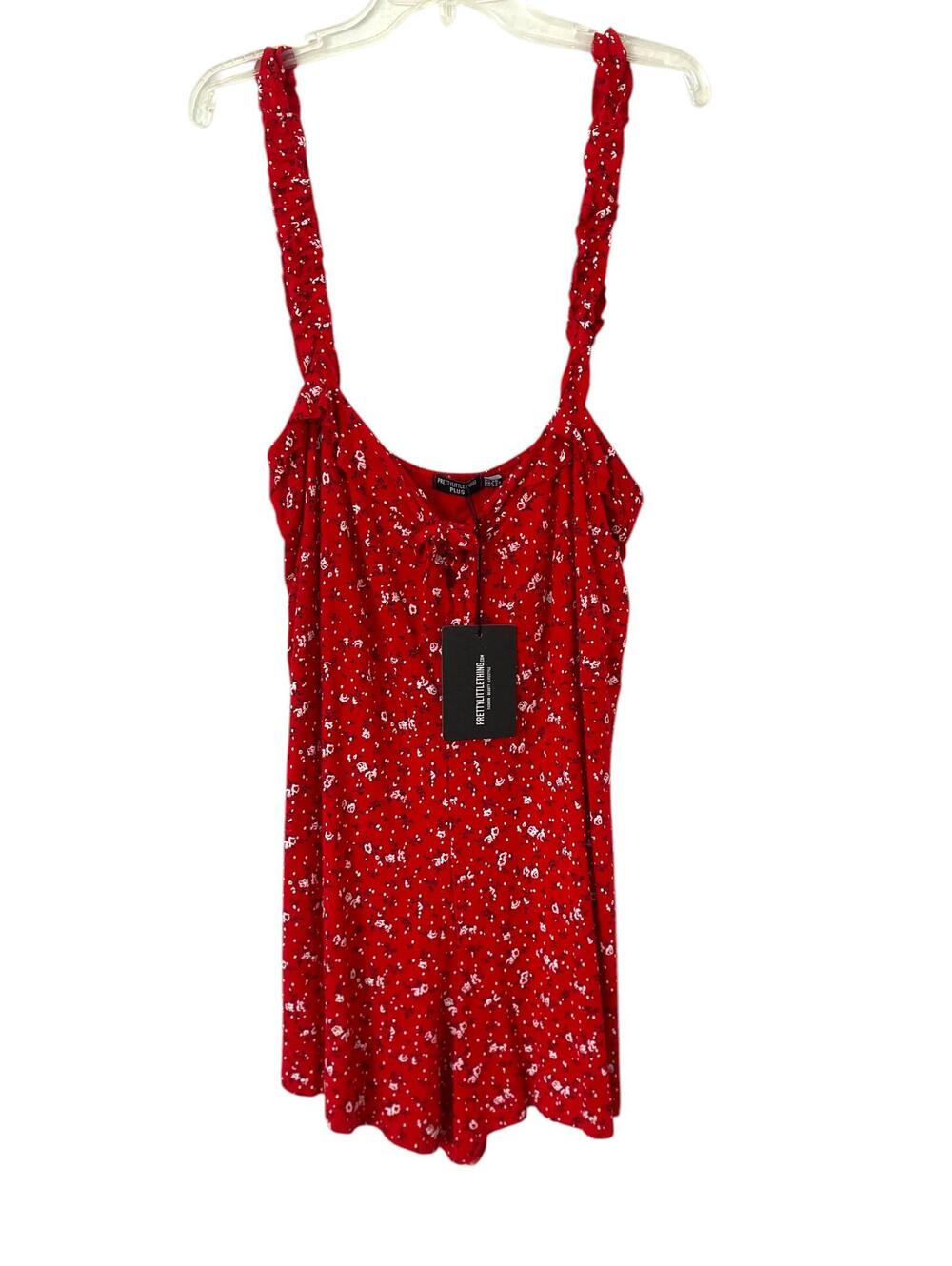 PrettyLittleThing Red Ditsy Floral Playsuit Romper NWT Size US 22